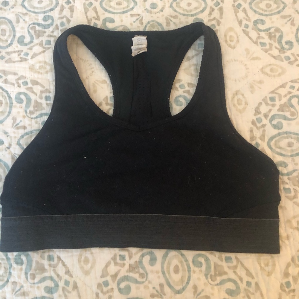 💜IVIVVA black and gray sports bra